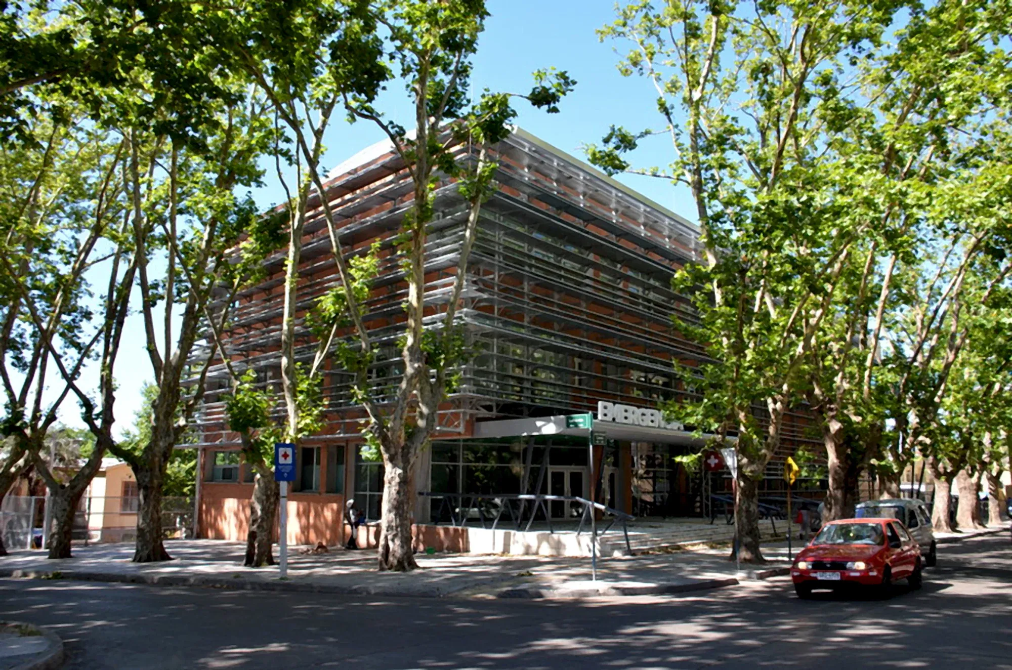Hospital Pasteur — 4/4